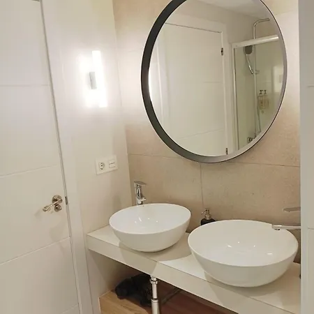 Parrapartamentos Apartament *